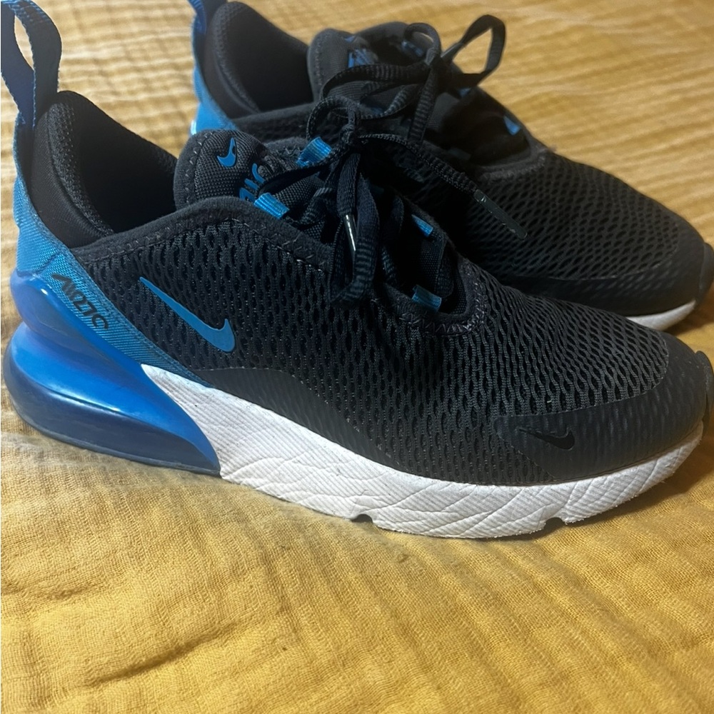 Nike Kids Air270 size 2.5